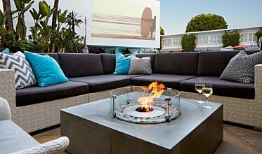 Hilton USA - Outdoor fireplaces