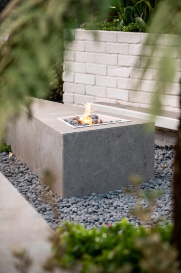 Alison Douglas Design & Tim Turner - Commercial fireplaces